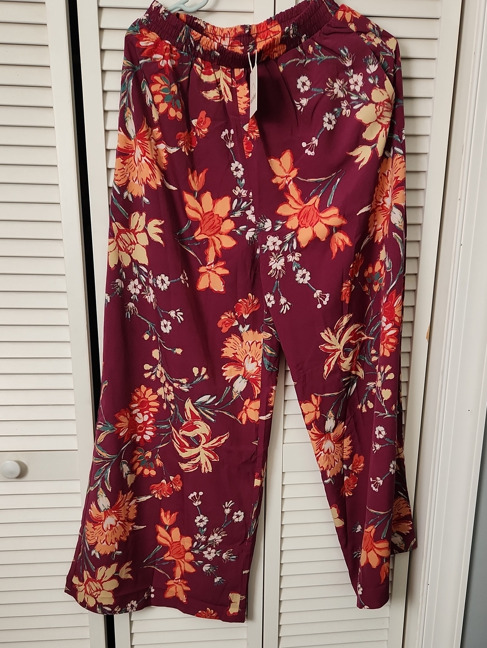 mittoshop Burgundy Floral Wide-Leg Pants with Orange & Cream Blooms